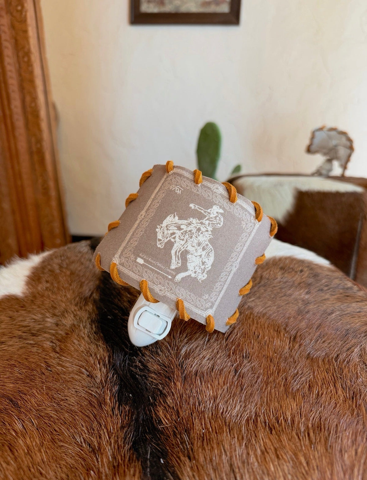 The Bandana Bronc Nightlight in Brown - Frontier Outfitters Frontier Outfitters