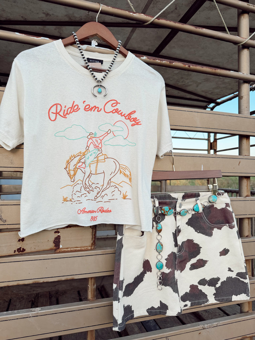 The American Rodeo 1985 T-Shirt - Frontier Outfitters Frontier Outfitters