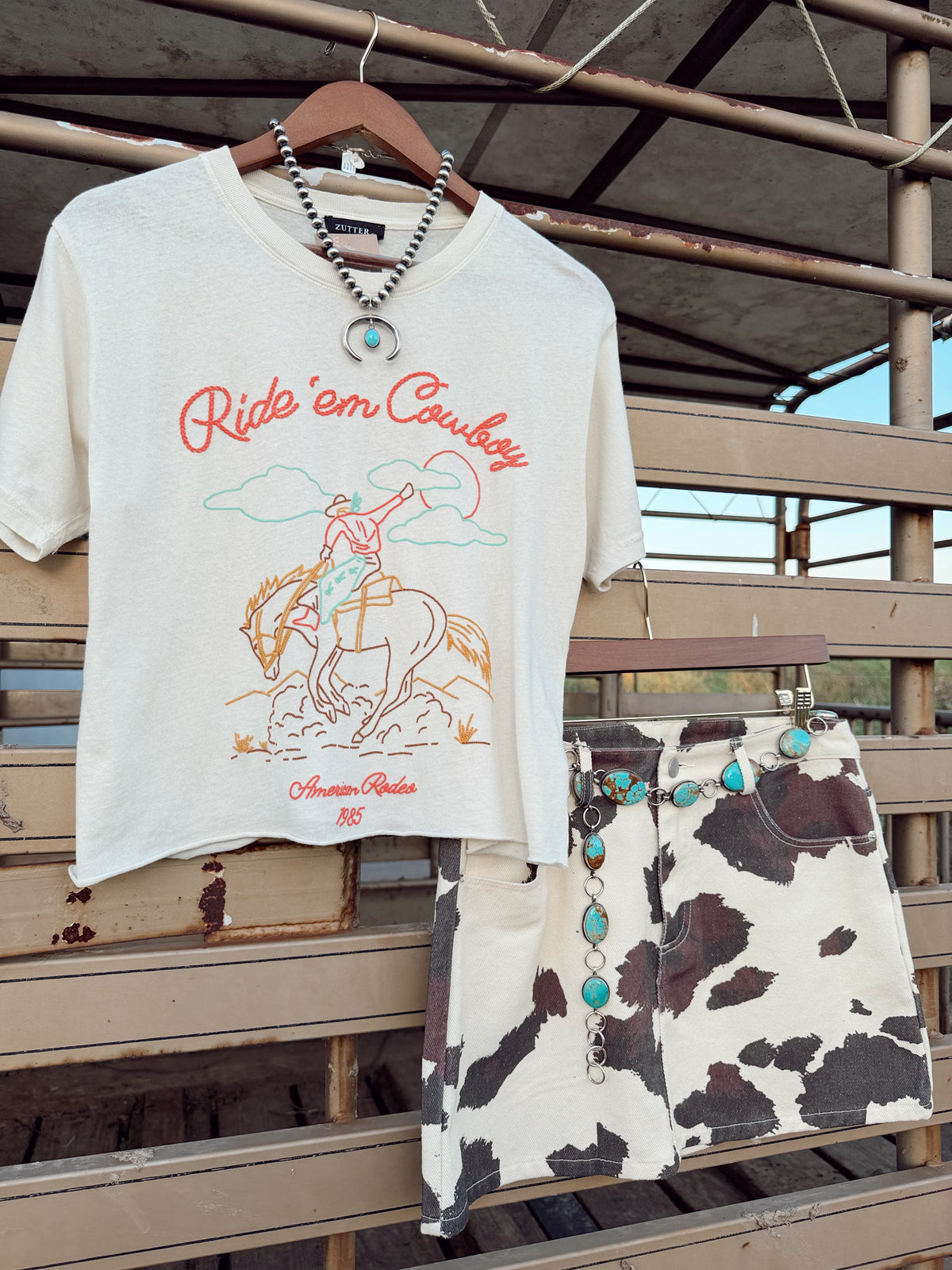 The American Rodeo 1985 T-Shirt - Frontier Outfitters Frontier Outfitters