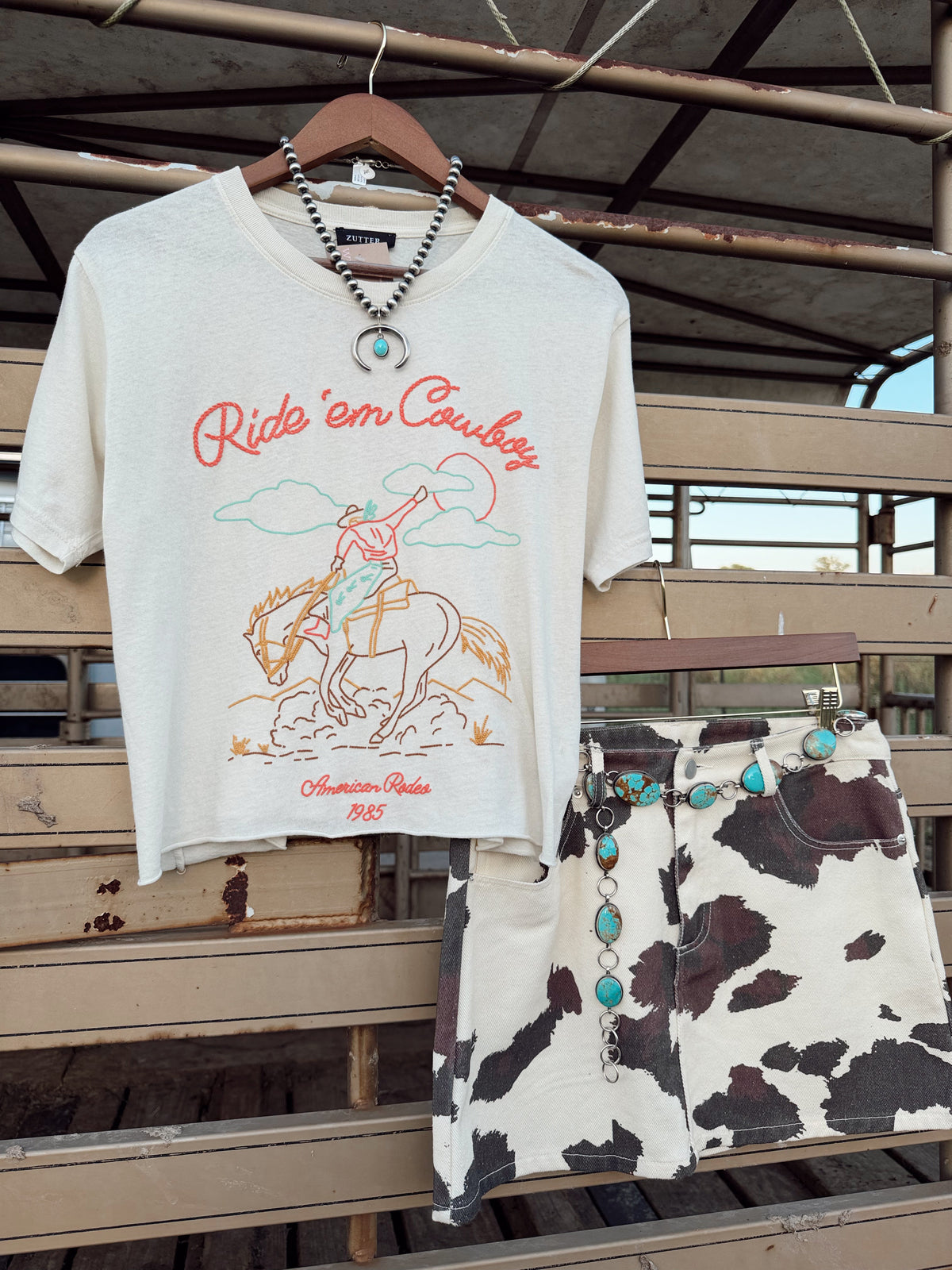 The American Rodeo 1985 T-Shirt - Frontier Outfitters Frontier Outfitters