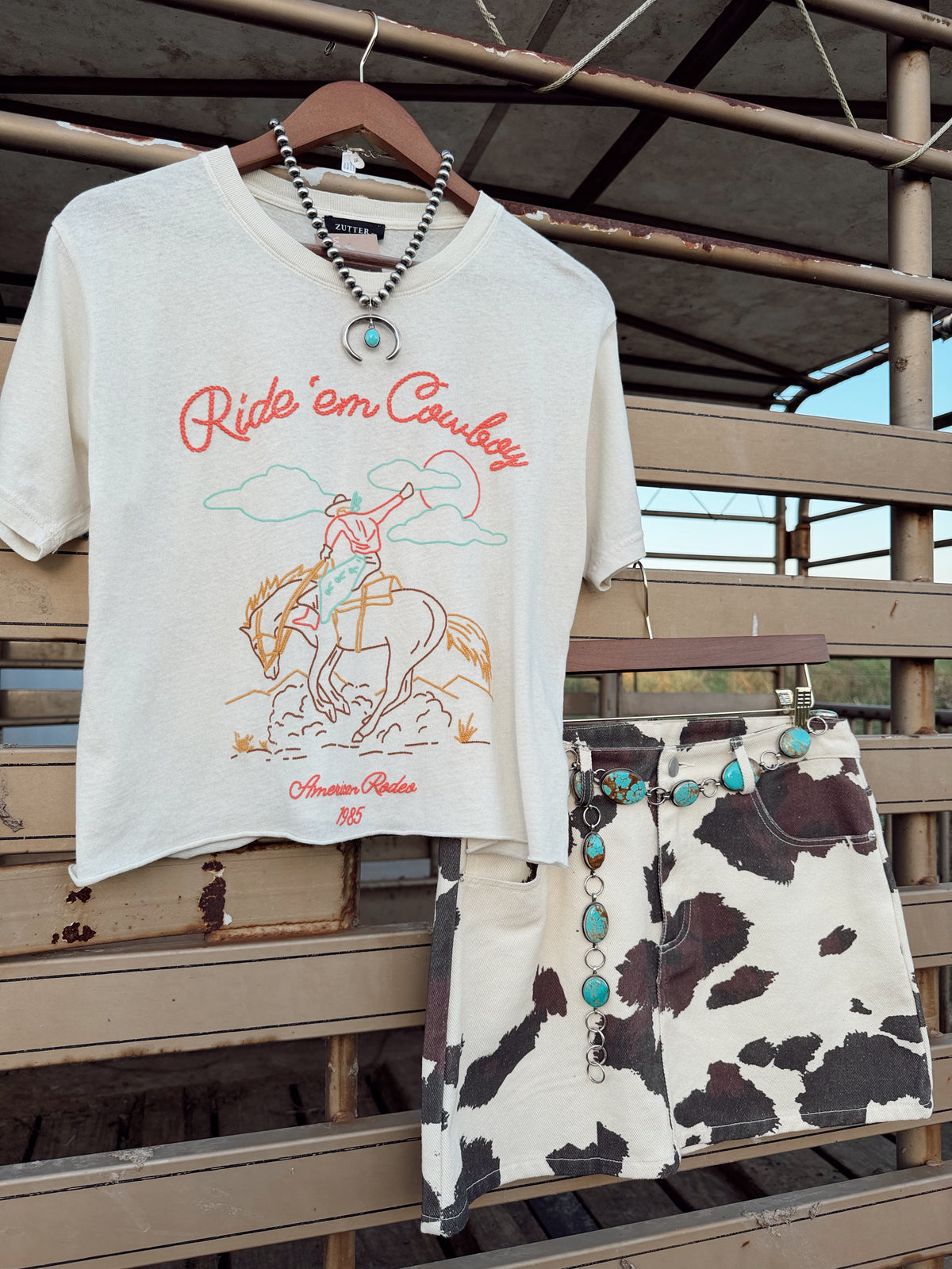 The American Rodeo 1985 T-Shirt - Frontier Outfitters Frontier Outfitters